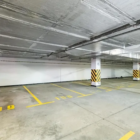 Grzybowska Premium By Your Freedom * ורשה