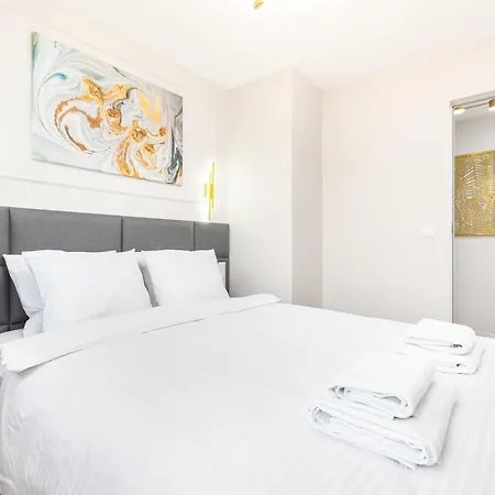 Grzybowska Premium By Your Freedom * Варшава